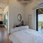 Chamaloni * Finikounda