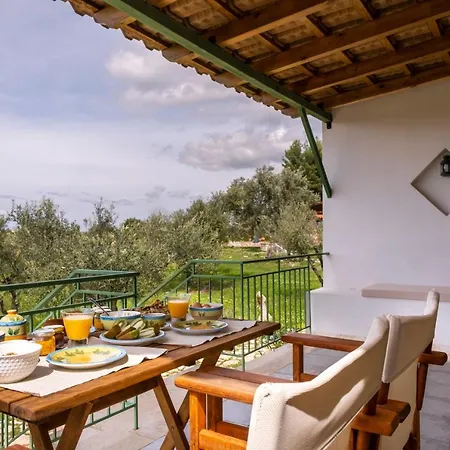 Holiday home Chamaloni