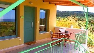 Chamaloni Финикунда